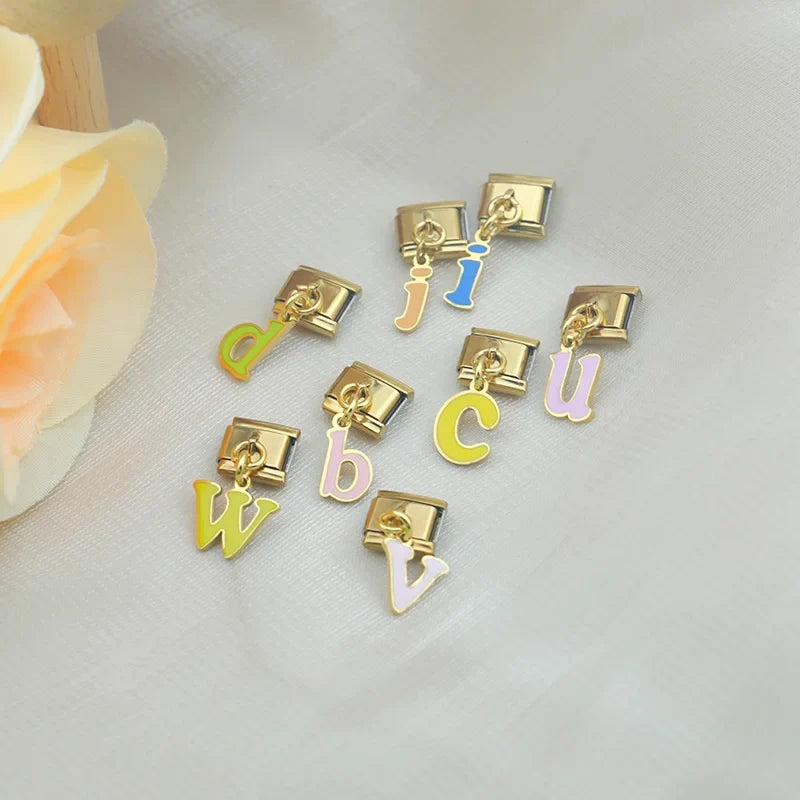 Charm Pendant Iniciais Colors Gold - Blisca®